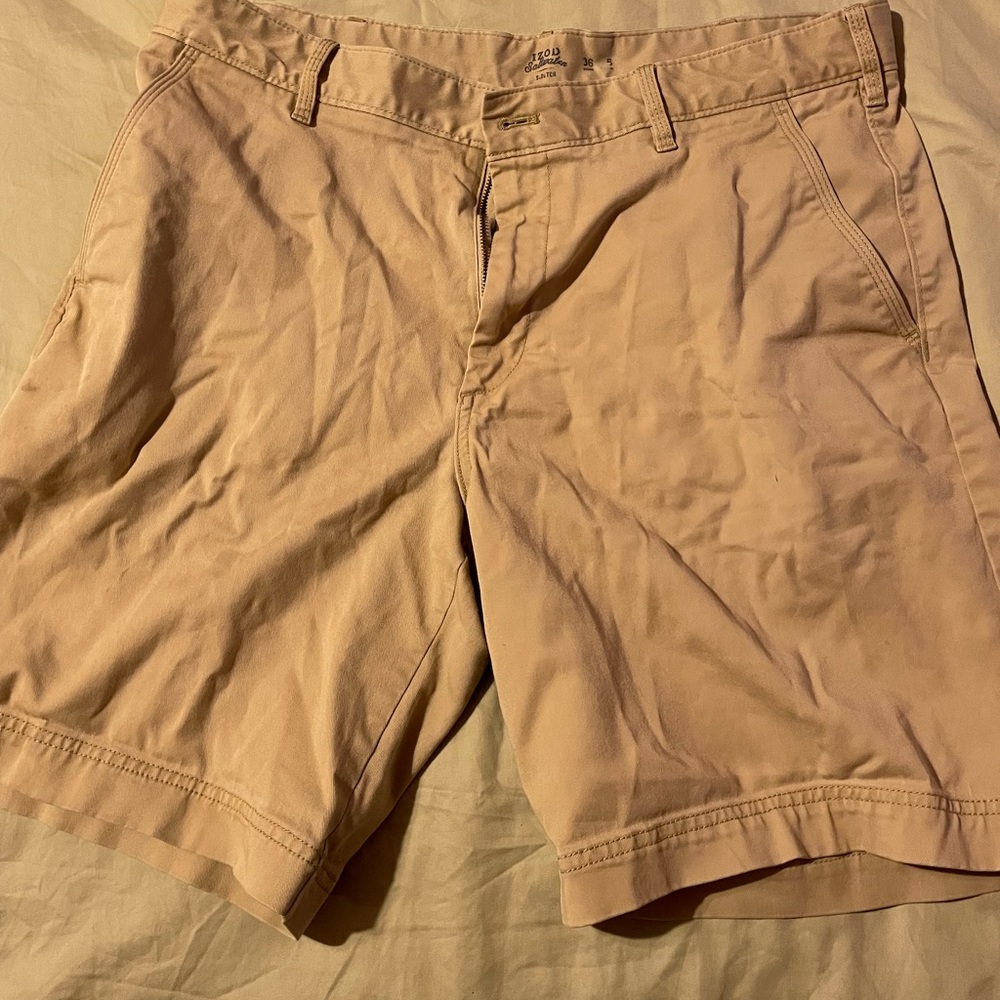 IZOD saltwater stretch mens khaki board flat front casual beach shorts